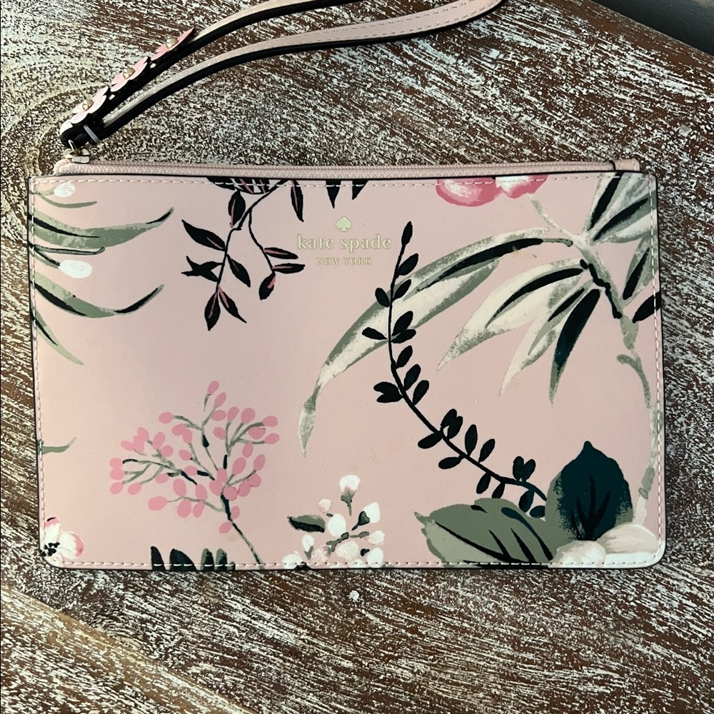 Kate Spade wristlet, NWOT, never used.